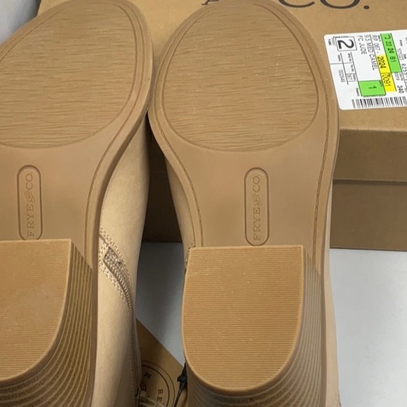 NWT Frye & Company Women’s Jude stacked heel booties, size 9.5M - Picture 8 of 12